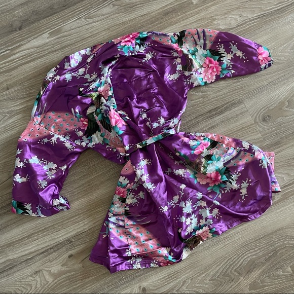 Vintage Robe - Picture 3 of 3